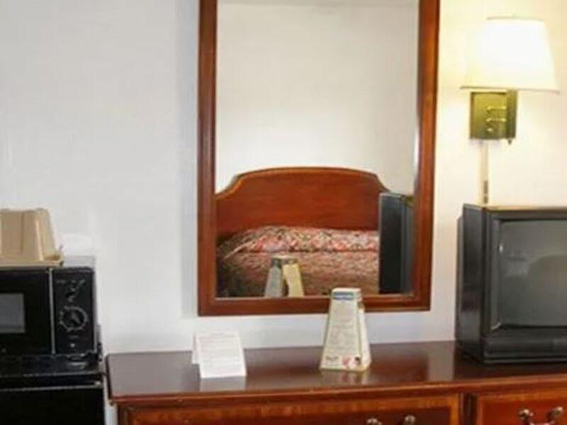 Knights Inn Center Valley Ngoại thất bức ảnh