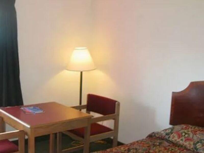 Knights Inn Center Valley Ngoại thất bức ảnh
